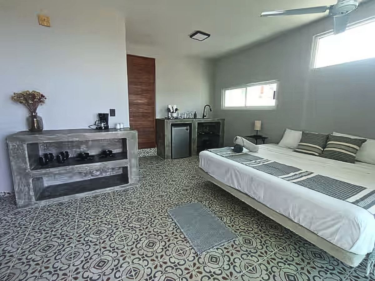 casainspira mazunte loft cielo con cama king size, cocineta y vestidor integrado