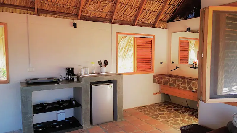 master suite sol bed room with king size bed / habitación con caa king size de master suite sol, casainspira mazunte mexico