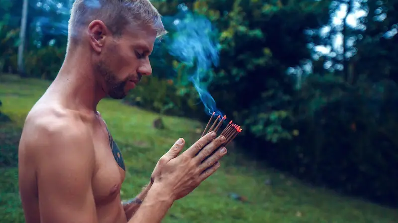 SOL Suite entrance with fornutire in dinning and kitchen room / Entrada a Suite SOL con muebles de comedor y cocina completa