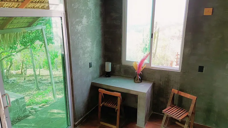 TIERRA Loft spa concrete desk / escritorio de concreto de Loft spa TIERRA, CasaInspira Mazunte Oaxaca